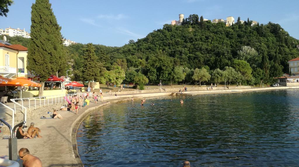 Apartments Villa Rosmarin Omišalj Kültér fotó